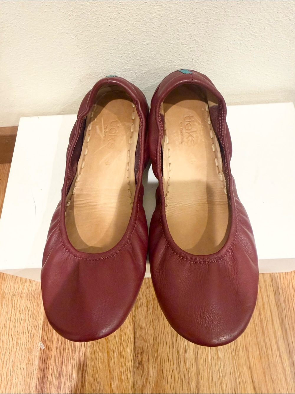 Tieks Red Leather Classic Ballet Flats Women's Size 8 GREAT CONDITION